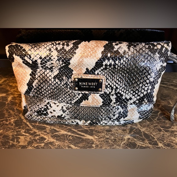 Nine West Handbags - Nine West Black and Cream Snake Pattern Clutch